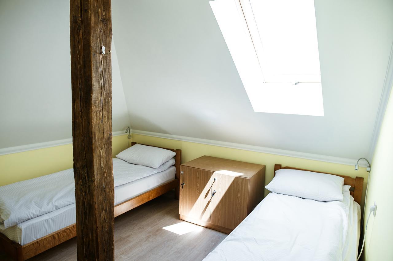 Sweet Home Hostel / Guest House Chernivtsi Exterior photo