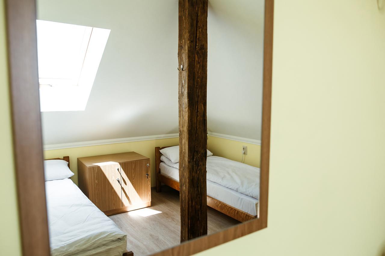 Sweet Home Hostel / Guest House Chernivtsi Exterior photo